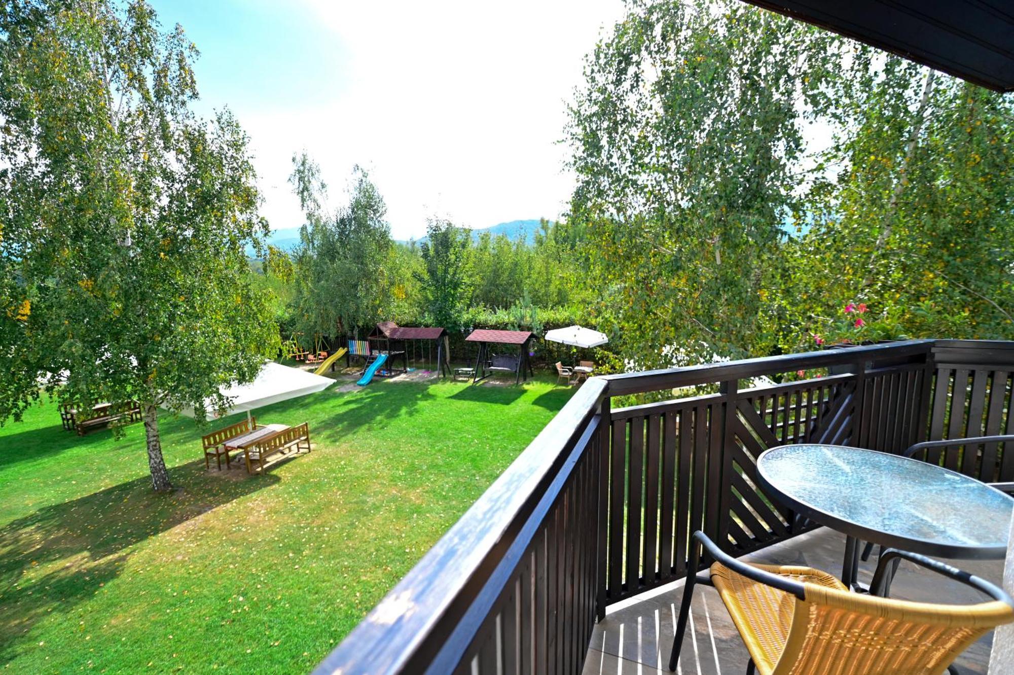 Natura Family Resort Авриг Экстерьер фото